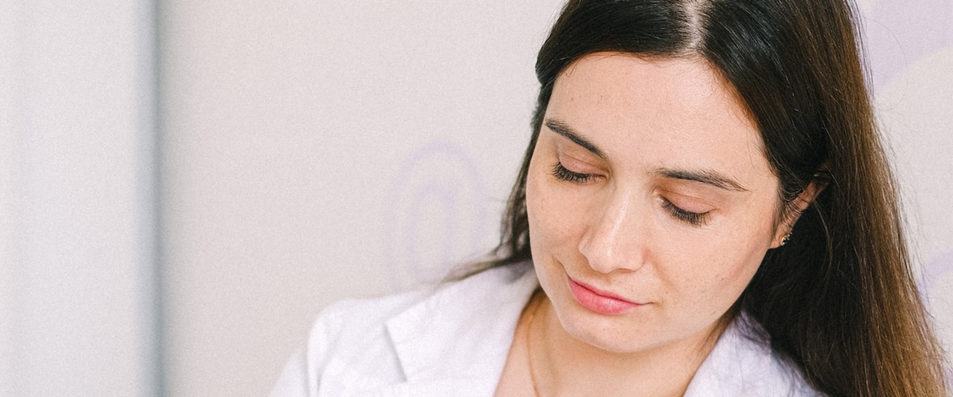 Why Should You Prefer Aesthetic Facial Treatment From Medical Spa In Franklin, TN, Over Plastic Surgery?